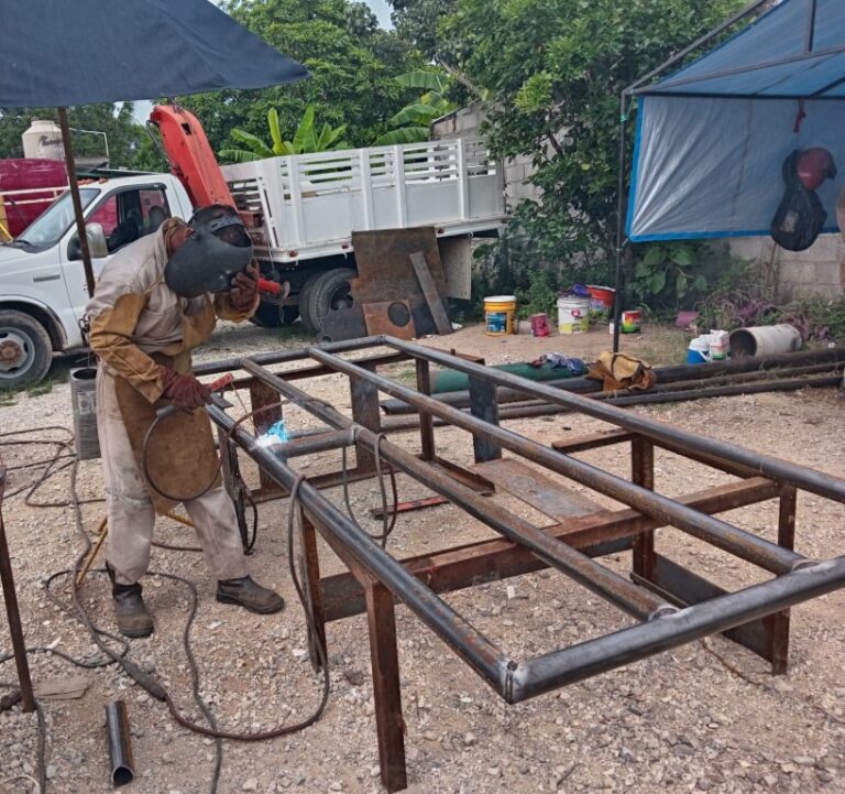 Demasbe - escturcuras (4)